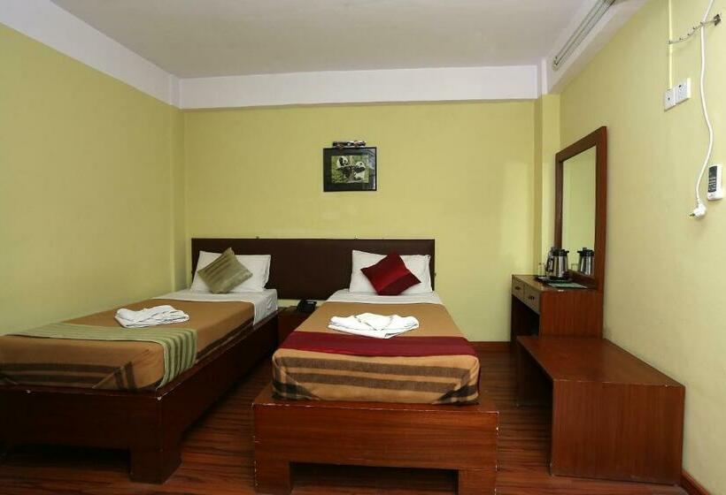 اتاق اکونومی, New Hotel Panda