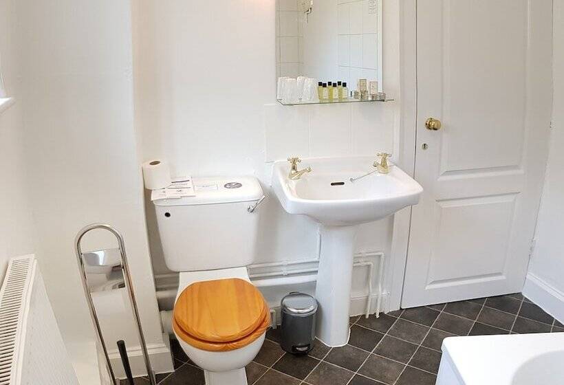 Номер Стандарт, Robin 7 Lodge City Centre