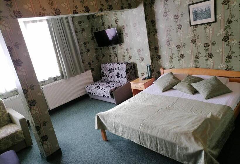 اتاق خانوادگی, Slodes