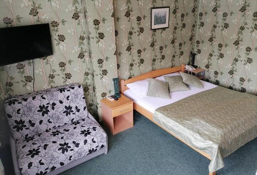 اتاق خانوادگی, Slodes