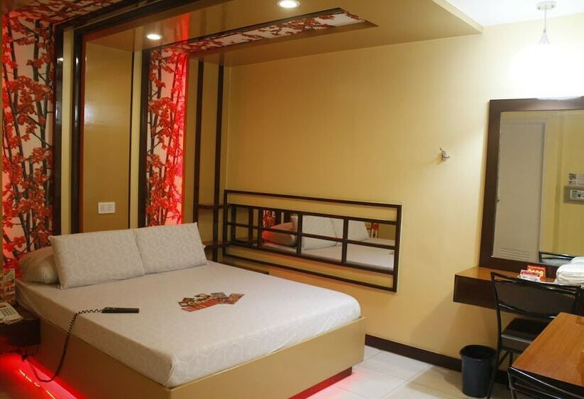 اتاق اجرایی, Sogo   Monumento, Lrt Station