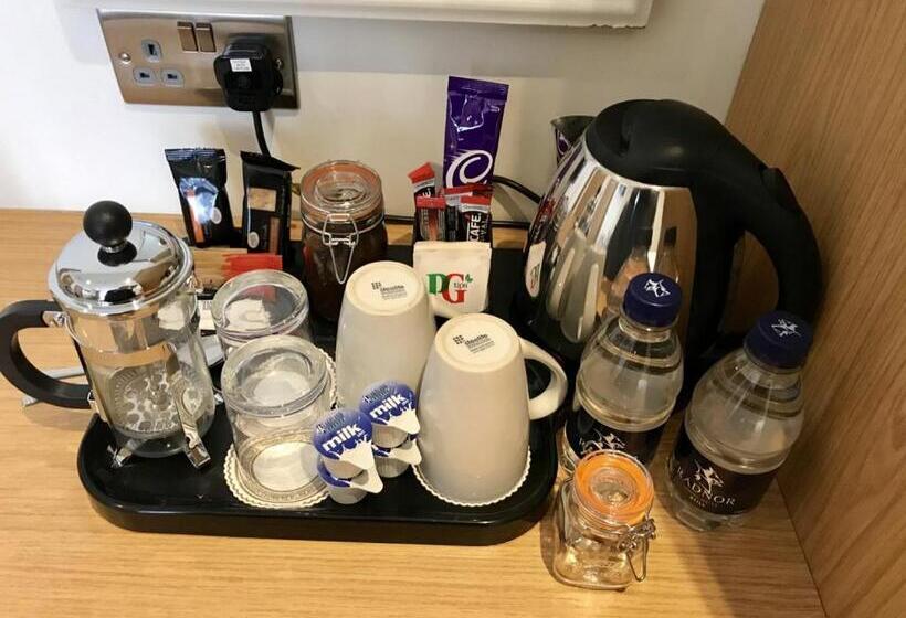 高级大房间, The Burlington