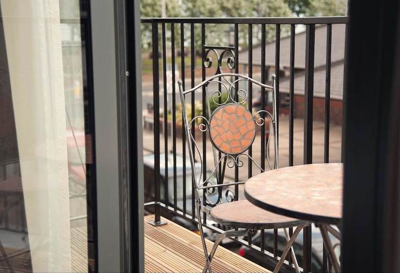 行政房间, The Burlington