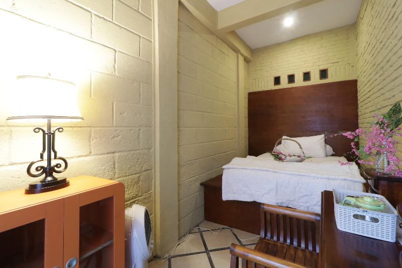 스탠다드 트리픔 룸 공동욕실, Vidale