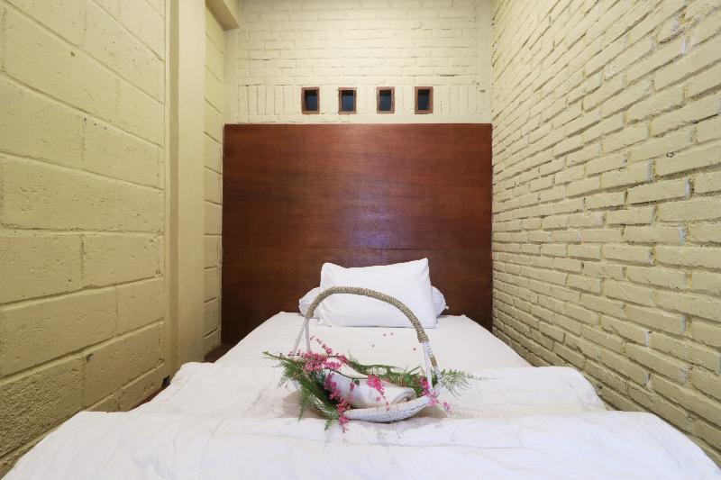 스탠다드 트리픔 룸 공동욕실, Vidale