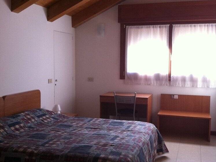 스탠다드 룸, Vidale