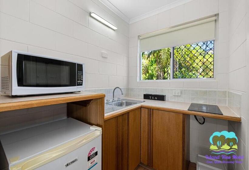 オーシャンビュースタンダードルーム, Island View Motel