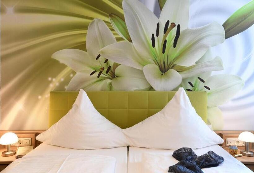 标准间带阳台, Moselstern Hotel Fuhrmann