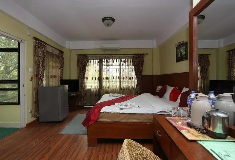 اتاق لوکس خانوادگی, New Hotel Panda