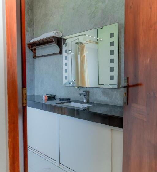 غرفة ديلوكس ذات إطلالة جانبية على البحر, Rock Fort