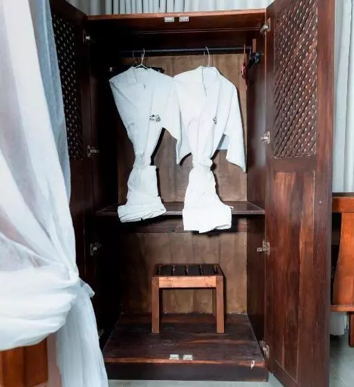 Mini suite with sea view, Rock Fort