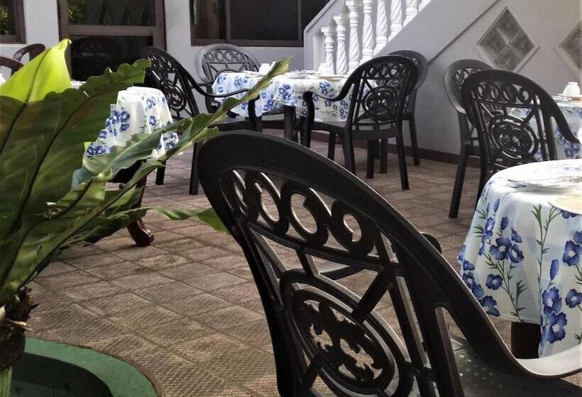 带2个卧室的公寓, Sagarika Beach Hotel