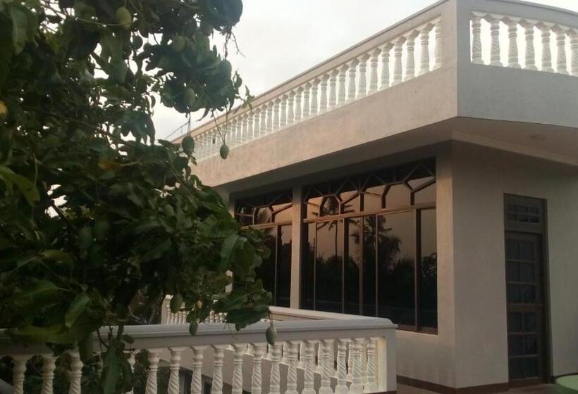 디럭스 스위트, Sagarika Beach Hotel