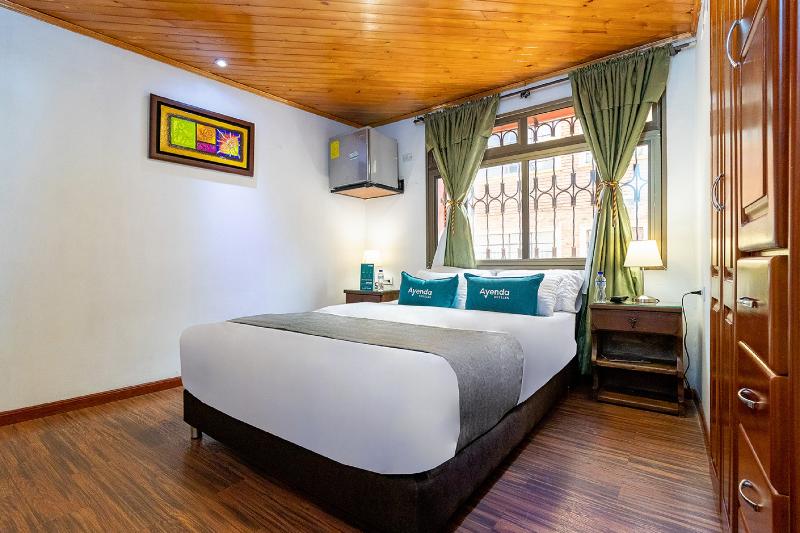 חדר סטנדרט, Titania Motel