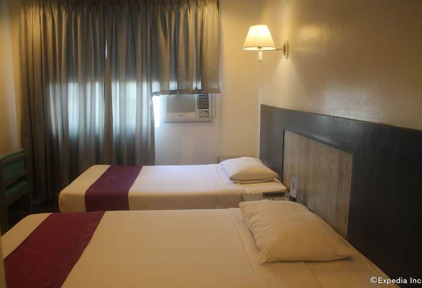 Chambre Supérieure, V Hotel