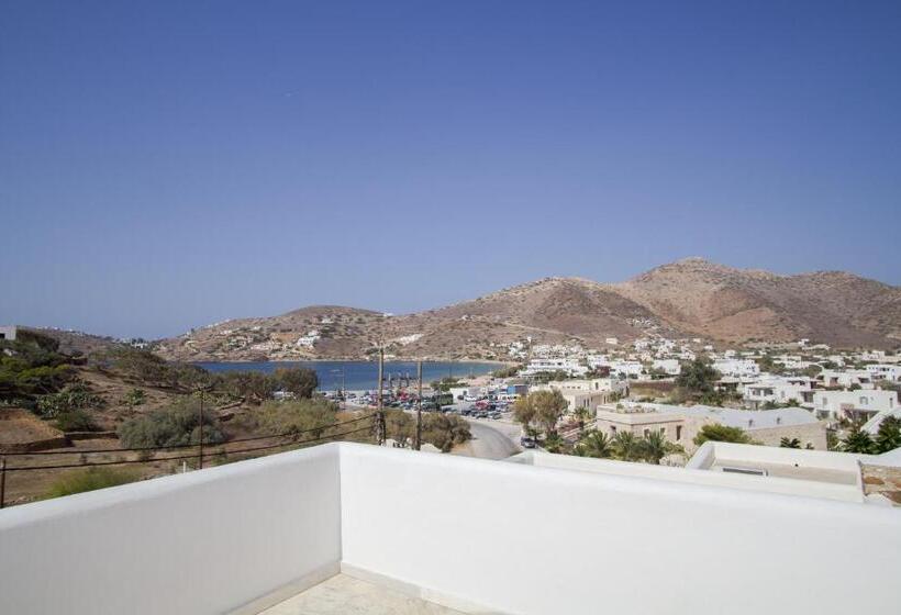 Family studio with sea view, Kritikakis Village