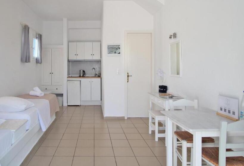 Classic studio with sea view, Kritikakis Village