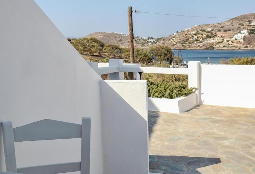 Classic studio with sea view, Kritikakis Village