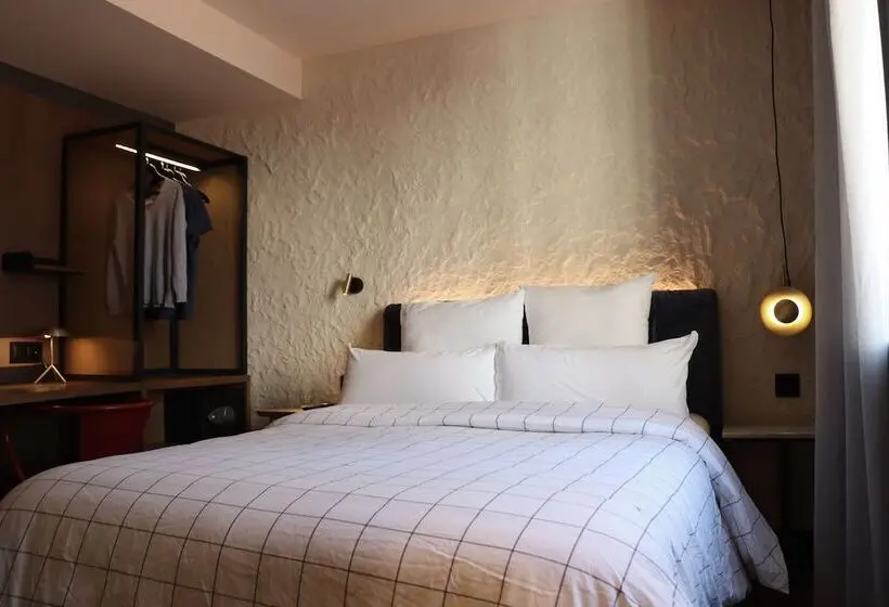 اتاق سوپریور, Letoh Letoh Gran Vía