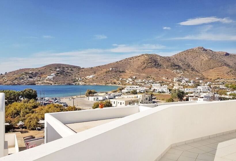 Family studio with sea view, Kritikakis Village