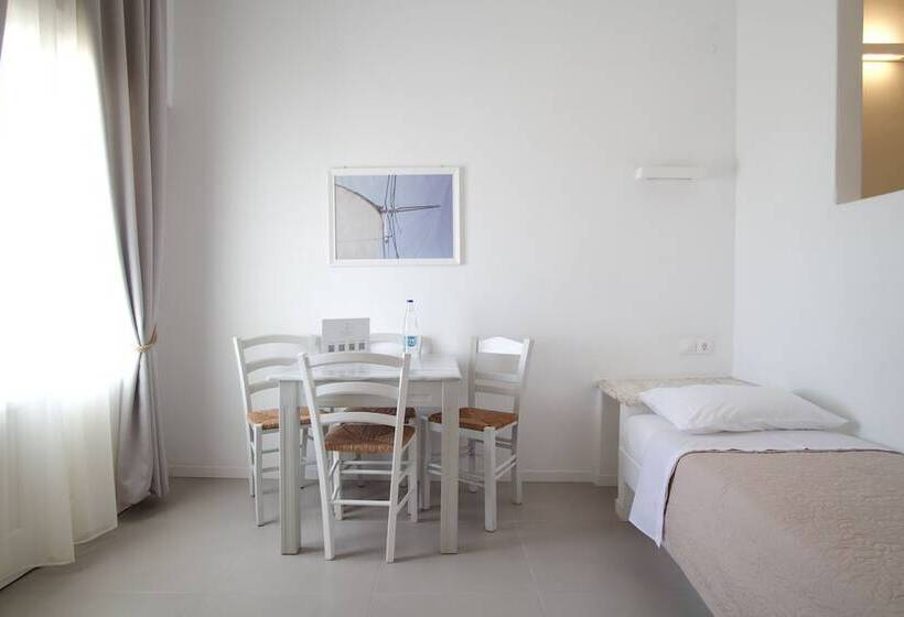 Family studio with sea view, Kritikakis Village