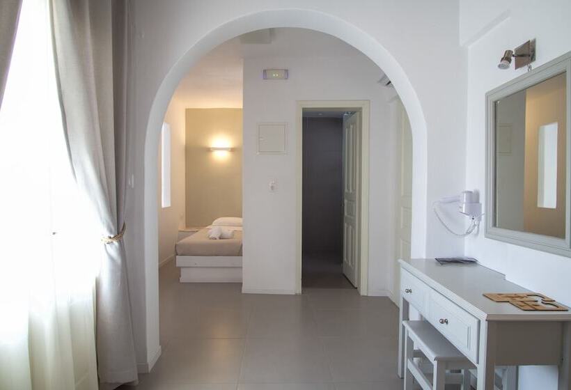 Family studio with sea view, Kritikakis Village