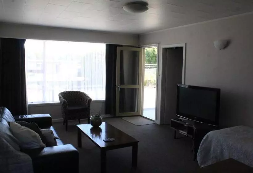 Huoneisto 1 Makuuhuone, Aorangi Motel