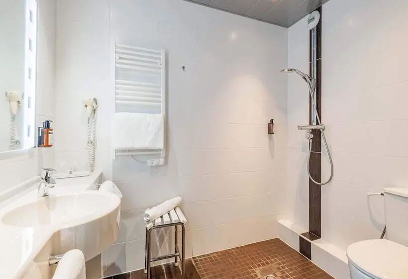 身障者適用スタンダードルーム, B&b Hotel Colmar Liberté 4 étoiles