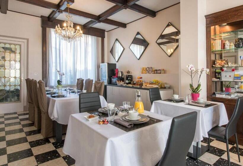 四人豪华间, Villa Louvre Lens