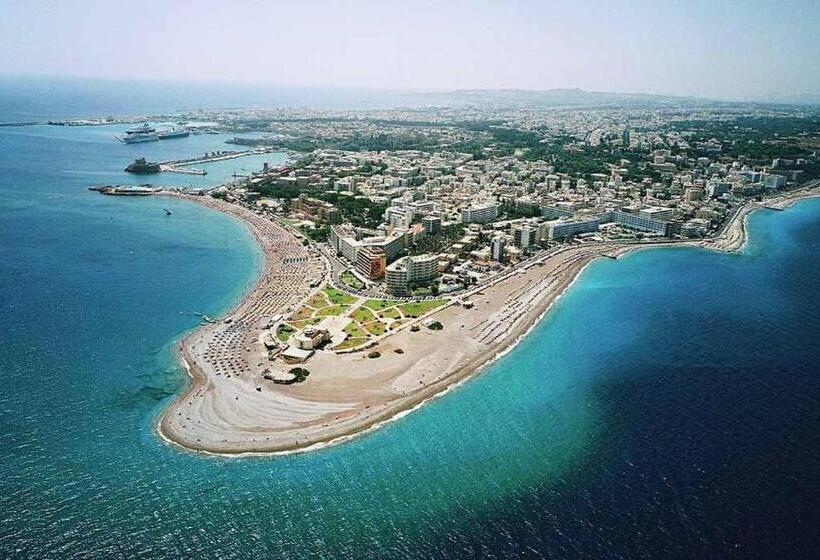 スタンダードスタジオ, Florida Hotel & Apartments   Adults Only