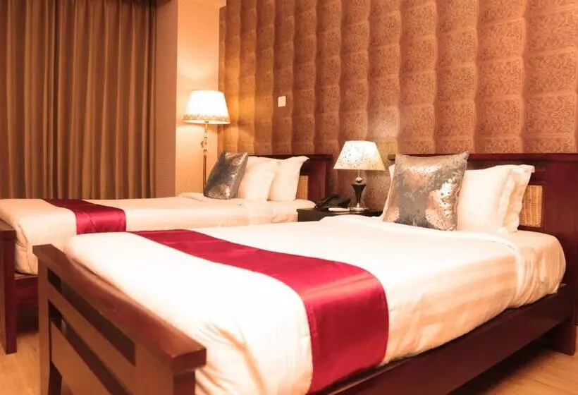 اتاق لوکس, Highgarden