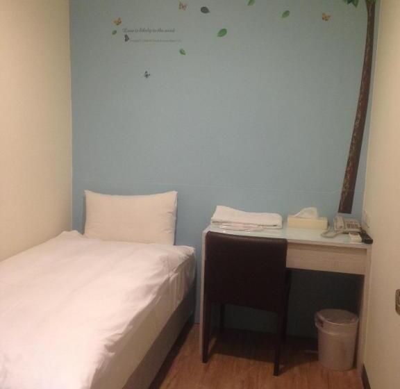 اتاق استاندارد یک نفره, Galaxy Mini Inn