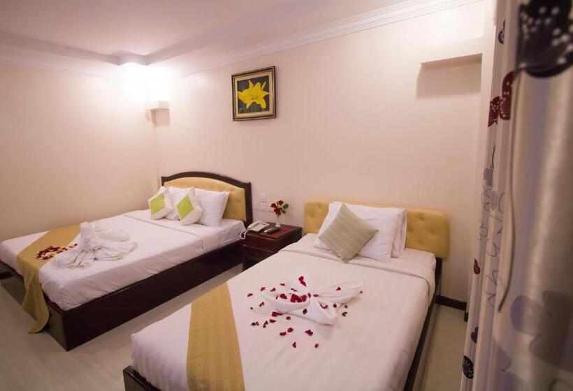 غرفة سوبيريور, Good Luck Day