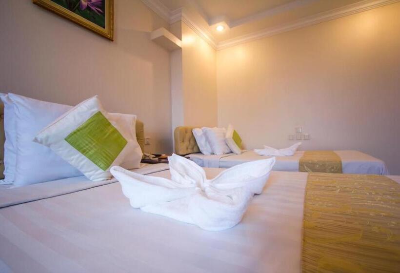 غرفة سوبيريور, Good Luck Day