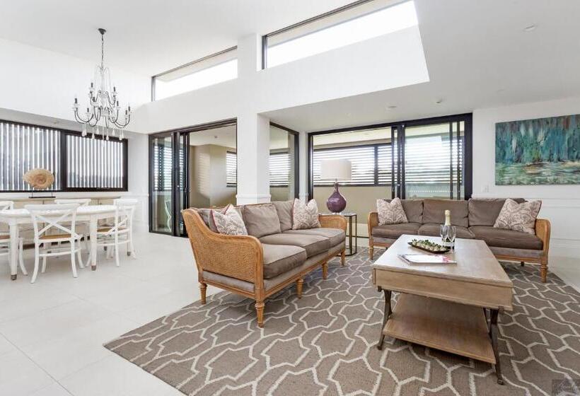 带1个卧室的顶楼公寓, Miramare Gardens Boutique Accommodation