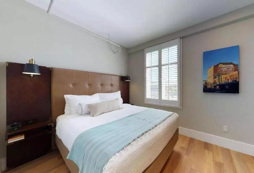 Basic-huone, Petaluma, Tapestry Collection By Hilton