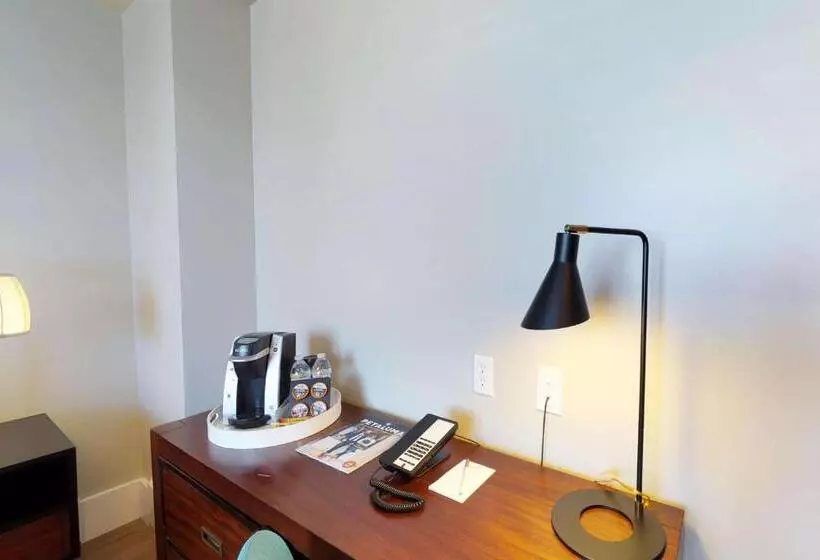 Standard-huone King-vuode, Petaluma, Tapestry Collection By Hilton