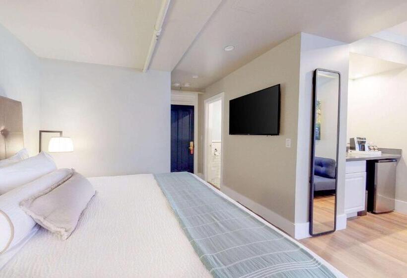 带大床的标准间, Petaluma, Tapestry Collection By Hilton