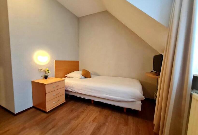Standard Single Room, Restaurant 't Trefpunt