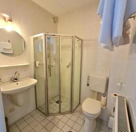 Comfort Triple Room, Restaurant 't Trefpunt