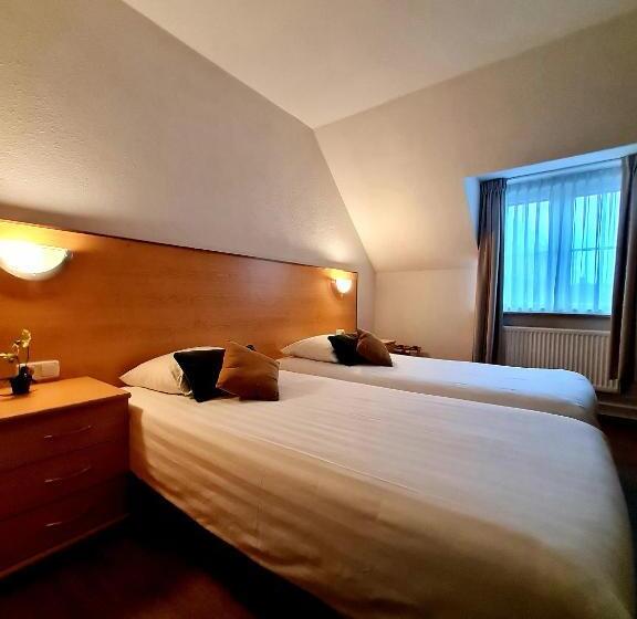 Basic Room, Restaurant 't Trefpunt