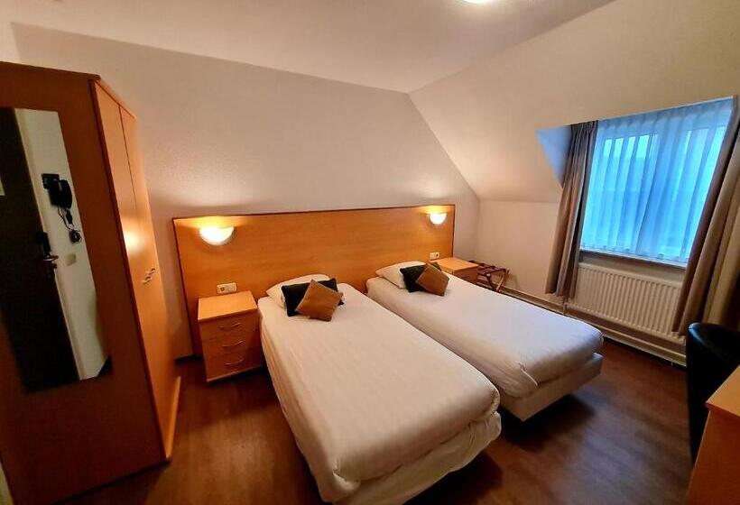 Basic Room, Restaurant 't Trefpunt