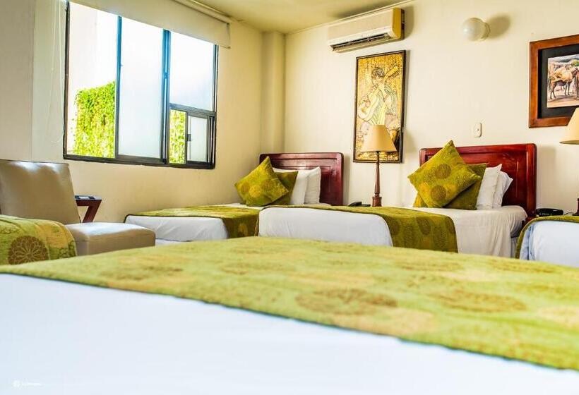 חדר סטנדרט לארבעה, San Carlos