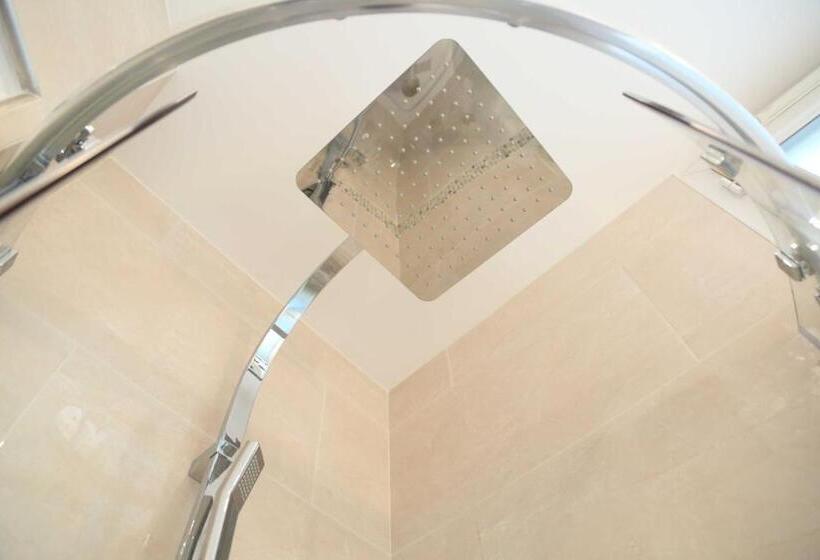 اتاق استاندارد یک نفره, Maison Urbaine