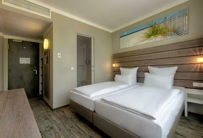 Номер Стандарт, Tulip Inn München Messe