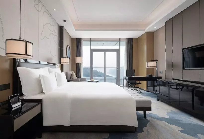 اتاق لوکس, Wyndham Chongqing Yuelai