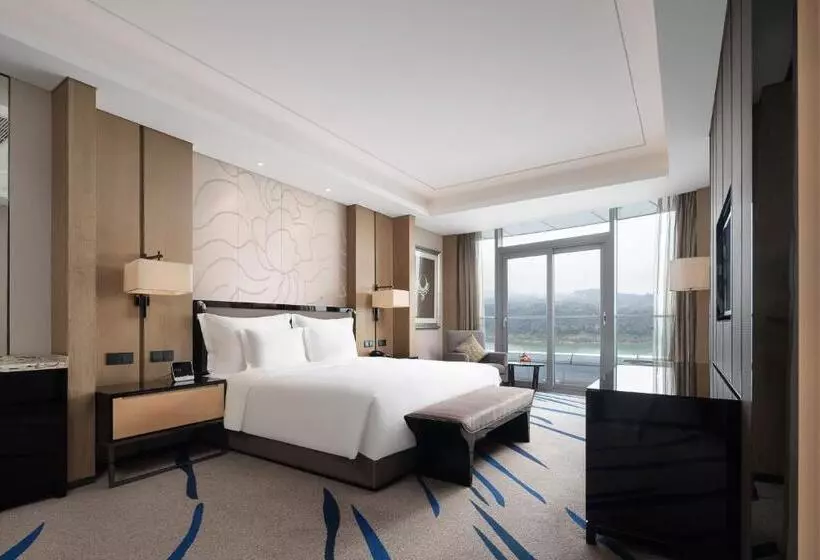 سوئیت کلاب, Wyndham Chongqing Yuelai