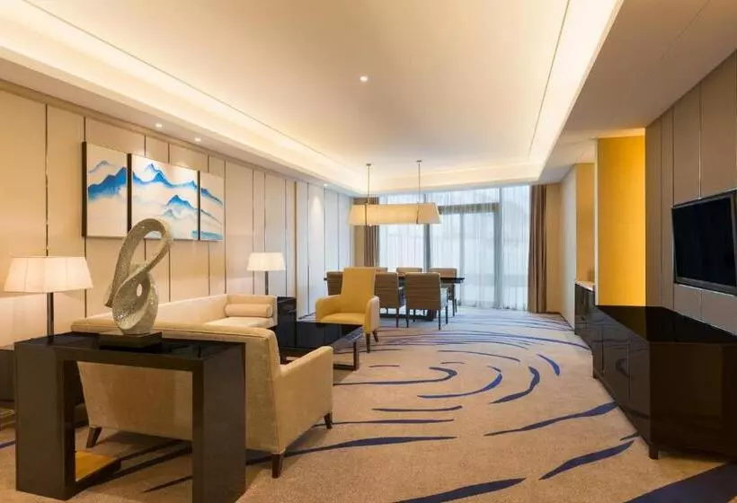 سوئیت پرزیدنت, Wyndham Chongqing Yuelai