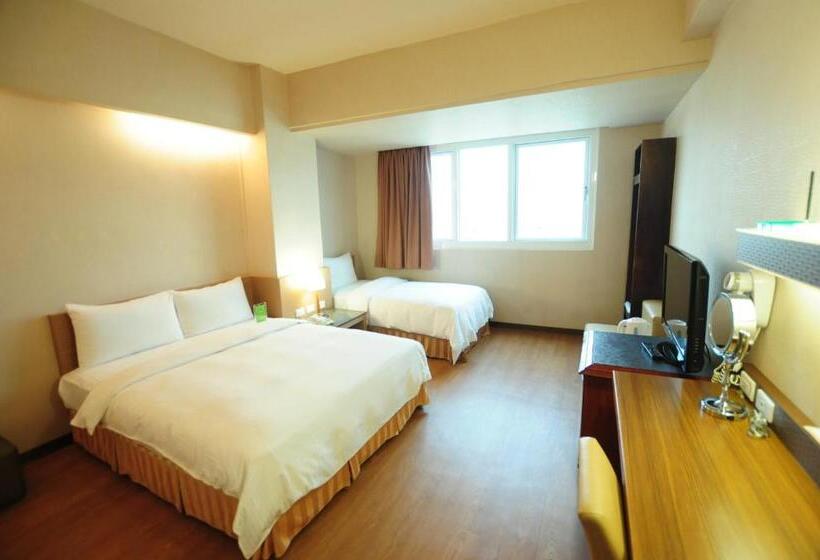 اتاق لوکس سه تخته, Kindness Hotel Wu-jia