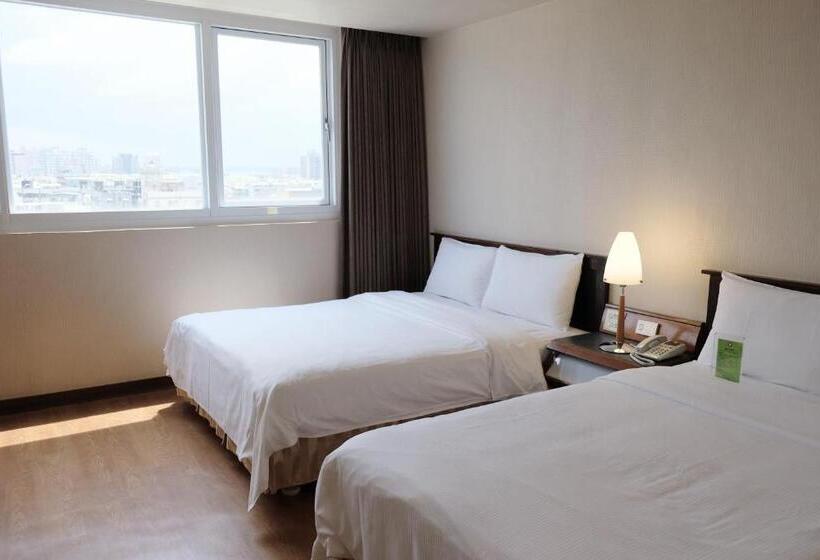 اتاق لوکس خانوادگی, Kindness Hotel Wu-jia